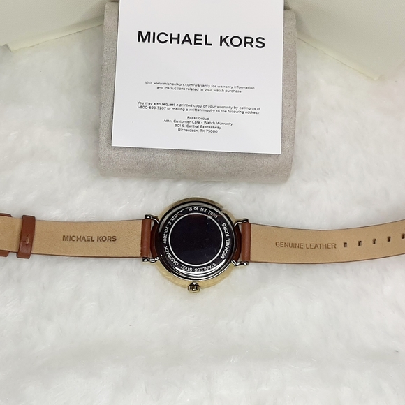Michael Kors watch - Picture 8 of 11